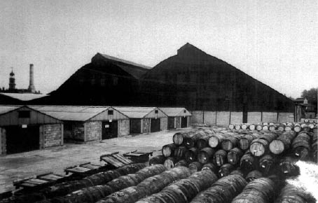 Figure 13. Exterior of Olympia Warehouse, 1947 (north) &copy; City and London, London Metropolitan Archives GLC/AR/BR/26/GR/0131/A/BA